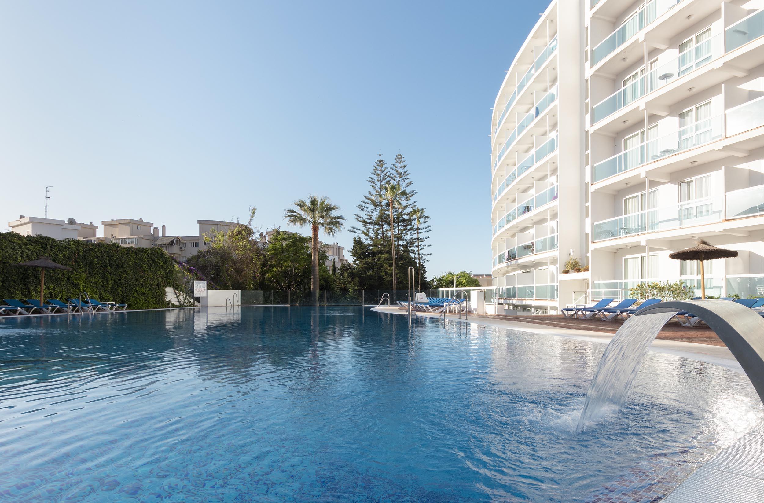 Hotel Palia Las Palomas ตอร์เรโมลิโนส ภายนอก รูปภาพ