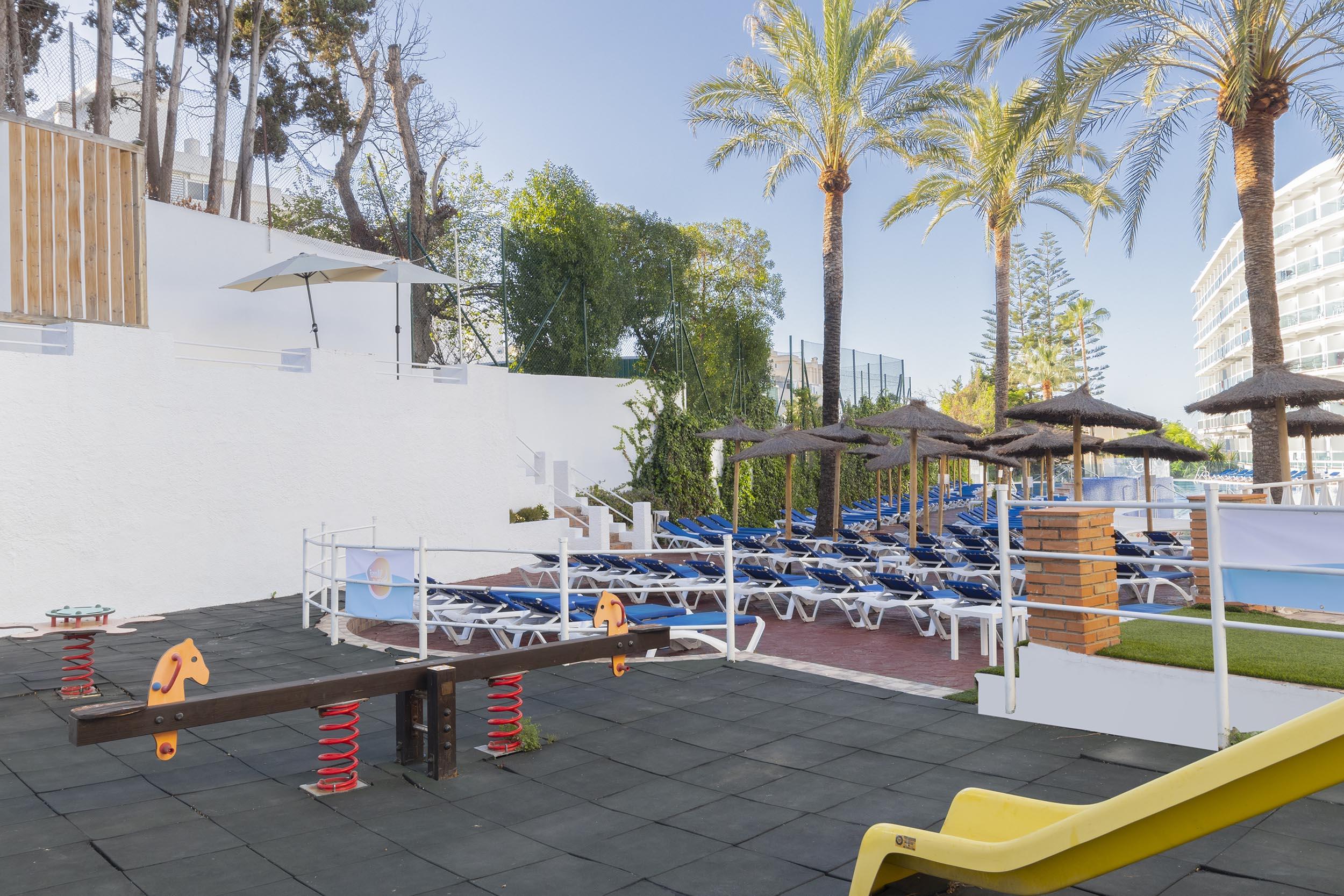 Hotel Palia Las Palomas ตอร์เรโมลิโนส ภายนอก รูปภาพ